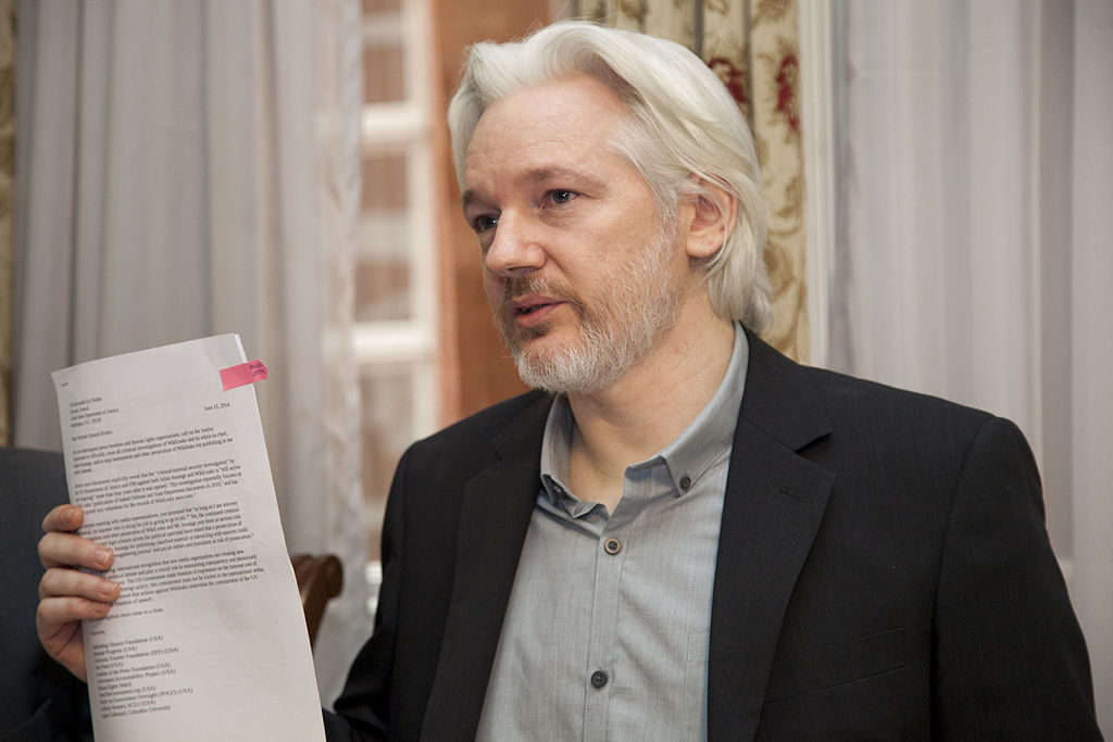 Julian Assange acTVism Noam Chomsky Edward Snowden Yanis Varoufakis Glenn Greenwald