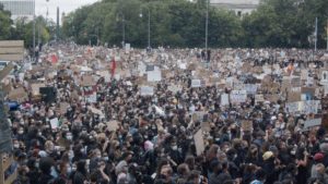 Demonstrationen in München und Berlin gegen Rassismus und Polizeibrutalität